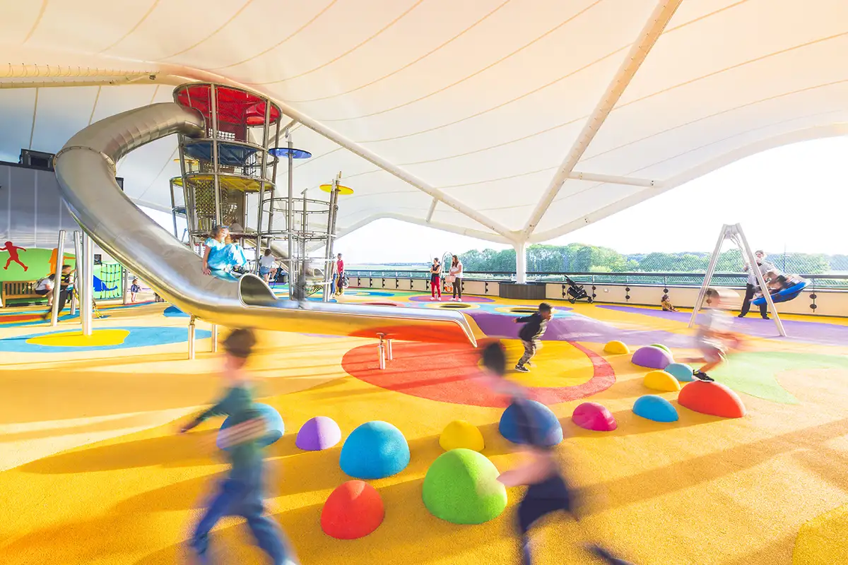 aire de jeux centre commercial giverny